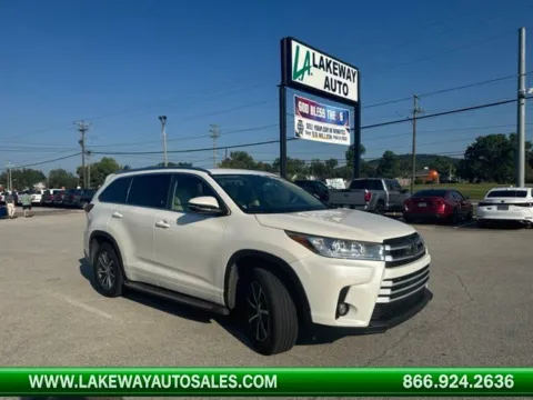 White 2018 Toyota Highlander XLE for sale in Morristown, TN