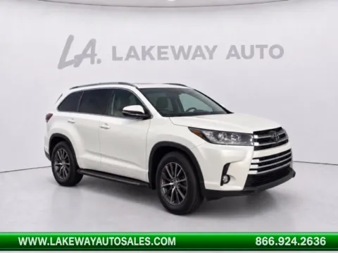 White 2018 Toyota Highlander XLE for sale in Morristown, TN