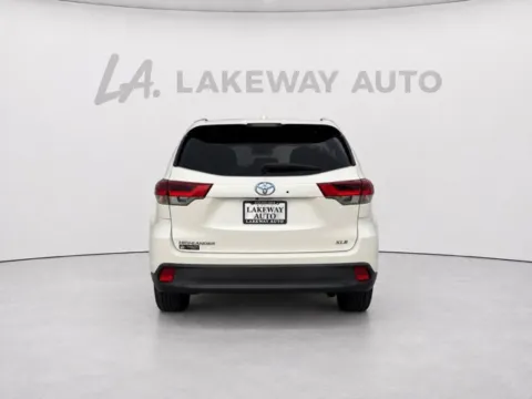 More photos of 2018 Toyota Highlander XLE at Lakeway Auto Sales, TN