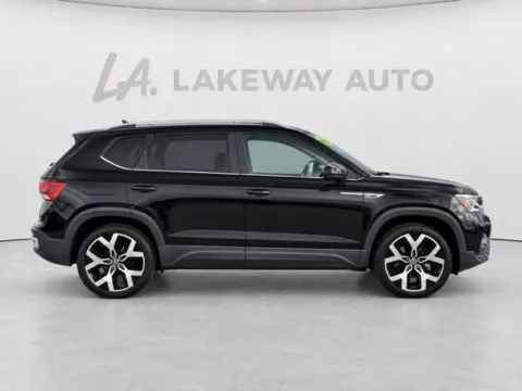 Photos of 2022 Volkswagen Taos 1.5T SEL for sale in Morristown, TN at Lakeway Auto Sales