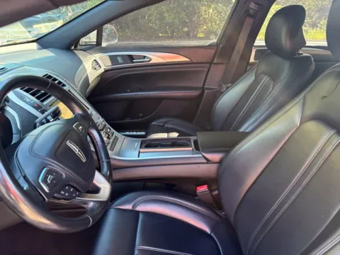 More photos of 2019 Lincoln MKZ Standard at Lakeway Auto Sales, TN