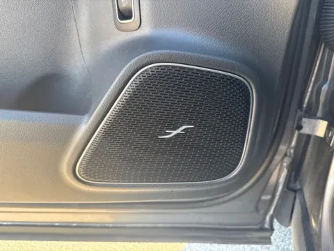 More photos of 2023 Mercedes-Benz GLB 35 AMG at Lakeway Auto Sales, TN