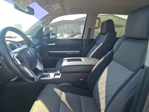 More photos of 2017 Toyota Tundra SR5 at Lakeway Auto Sales, TN