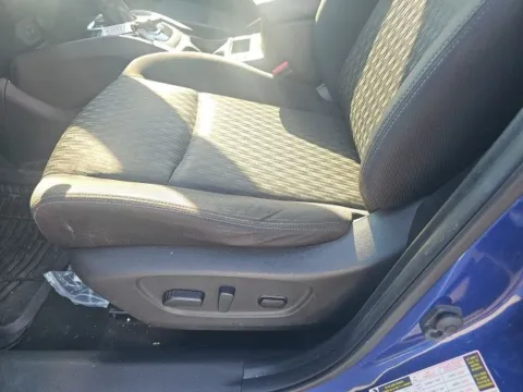 More photos of 2018 Nissan Rogue SV at Lakeway Auto Sales, TN
