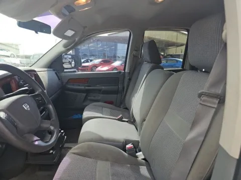 More photos of 2006 Dodge Ram 1500 SLT at Lakeway Auto Sales, TN