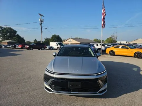 Photos of 2024 Hyundai Sonata SEL for sale in Morristown, TN at Lakeway Auto Sales