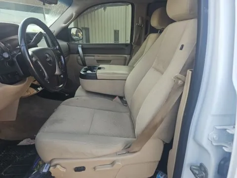 More photos of 2012 GMC Sierra 1500 SLE at Lakeway Auto Sales, TN