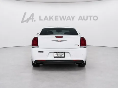 More photos of 2022 Chrysler 300 S at Lakeway Auto Sales, TN
