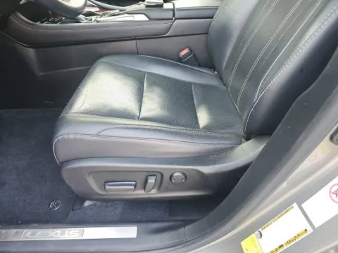 More photos of 2019 Lexus RX 350 at Lakeway Auto Sales, TN
