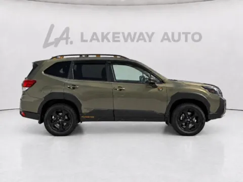 Photos of 2017 Subaru Crosstrek 2.0i Limited for sale in Morristown, TN at Lakeway Auto Sales