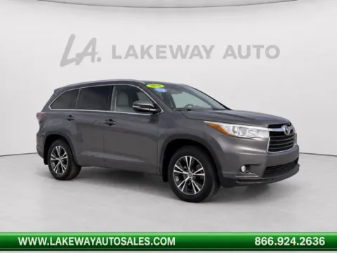 Gray 2016 Toyota Highlander XLE V6 for sale in Morristown, TN