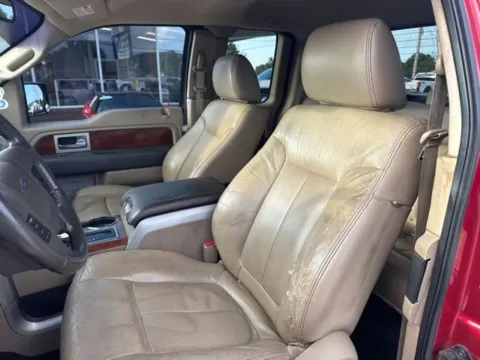 More photos of 2010 Ford F-150 Lariat at Lakeway Auto Sales, TN