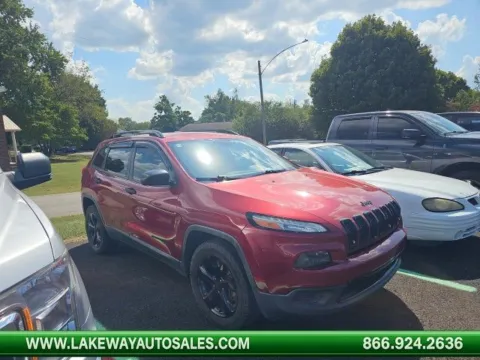 Red 2017 Jeep Cherokee Sport for sale in Morristown, TN