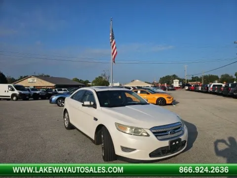 White 2011 Ford Taurus SEL for sale in Morristown, TN