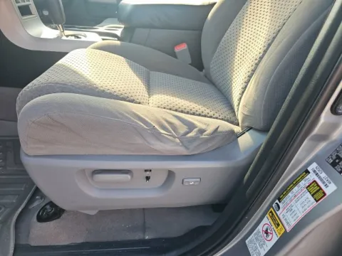 More photos of 2007 Toyota Tundra SR5 at Lakeway Auto Sales, TN