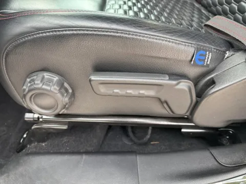 More photos of 2023 Jeep Wrangler Rubicon at Lakeway Auto Sales, TN