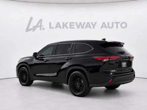 More photos of 2022 Toyota Highlander L at Lakeway Auto Sales, TN