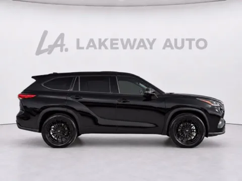 Photos of 2022 Toyota Highlander L for sale in Morristown, TN at Lakeway Auto Sales