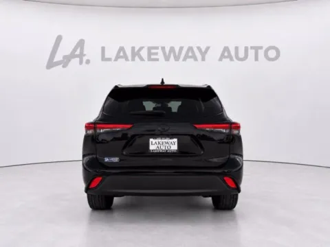 More photos of 2022 Toyota Highlander L at Lakeway Auto Sales, TN