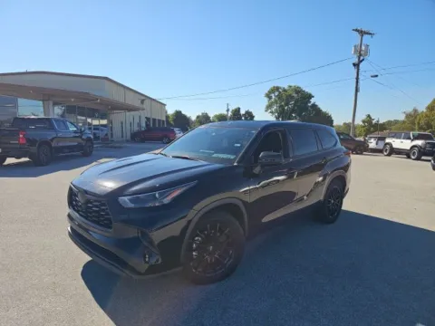 Another view of 2022 Toyota Highlander L for sale in Morristown, TN at Lakeway Auto Sales