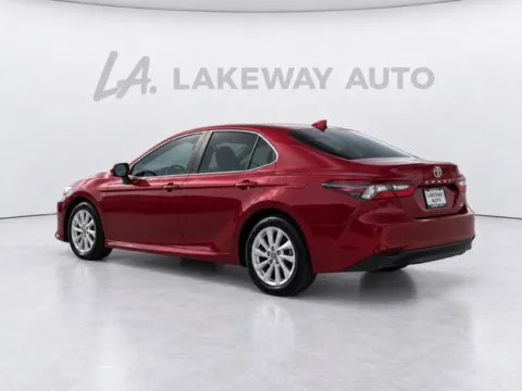 More photos of 2021 Toyota Camry LE at Lakeway Auto Sales, TN