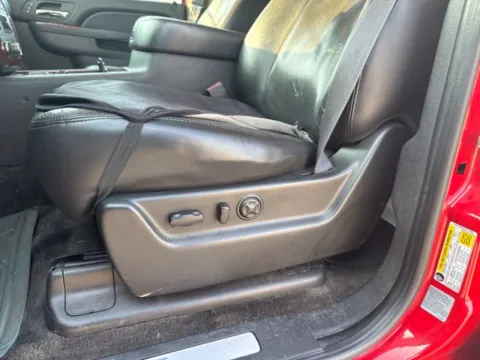 More photos of 2011 Chevrolet Avalanche 1500 LTZ at Lakeway Auto Sales, TN