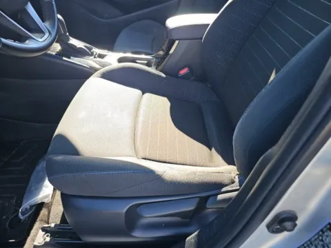 More photos of 2020 Toyota Corolla SE at Lakeway Auto Sales, TN