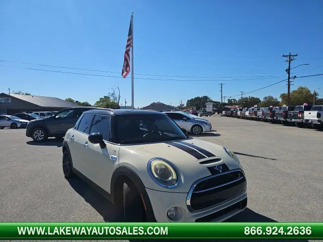 2016 MINI Cooper