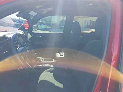 More photos of 2019 Toyota Tacoma TRD Off-Road at Lakeway Auto Sales, TN