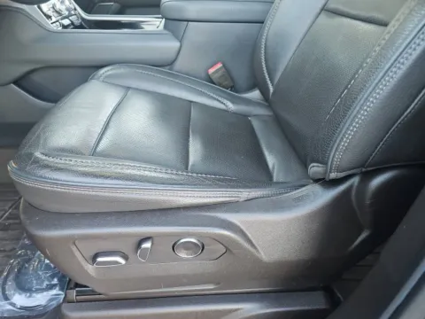 More photos of 2021 GMC Yukon Denali at Lakeway Auto Sales, TN