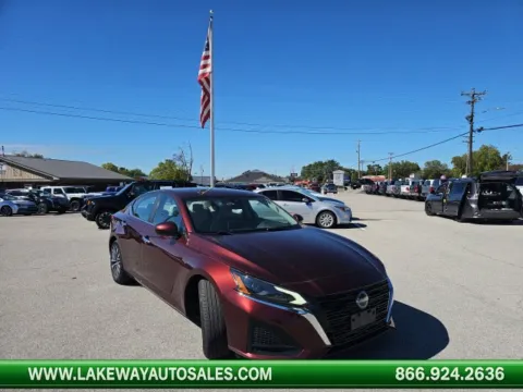 Red 2023 Nissan Altima 2.5 SV for sale in Morristown, TN