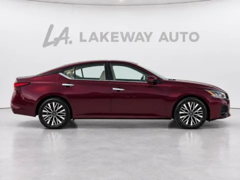 Photos of 2023 Nissan Altima 2.5 SV for sale in Morristown, TN at Lakeway Auto Sales