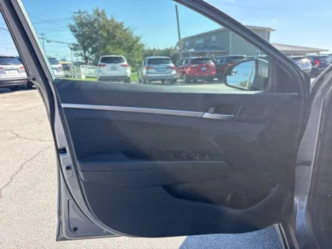Another view of 2020 Hyundai Elantra SE for sale in Morristown, TN at Lakeway Auto Sales