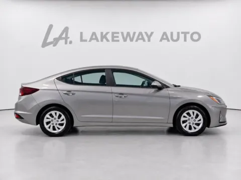 Photos of 2020 Hyundai Elantra SE for sale in Morristown, TN at Lakeway Auto Sales