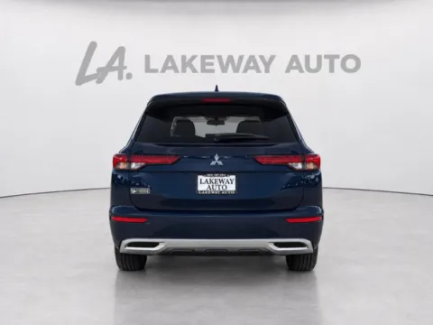 More photos of 2022 Mitsubishi Outlander SE at Lakeway Auto Sales, TN