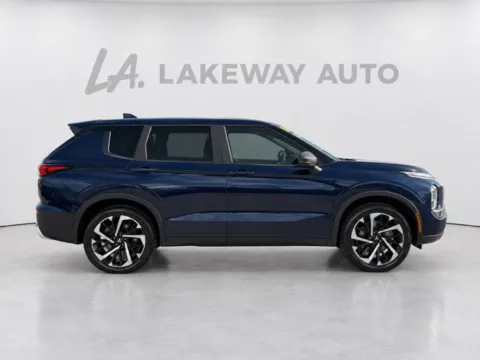 Photos of 2022 Mitsubishi Outlander SE for sale in Morristown, TN at Lakeway Auto Sales