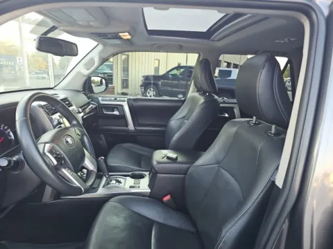 More photos of 2016 Toyota 4Runner Limited at Lakeway Auto Sales, TN
