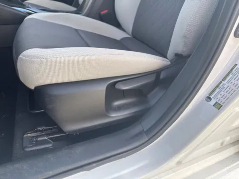 More photos of 2023 Toyota Corolla LE at Lakeway Auto Sales, TN