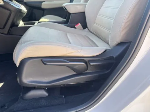 More photos of 2022 Honda CR-V LX at Lakeway Auto Sales, TN