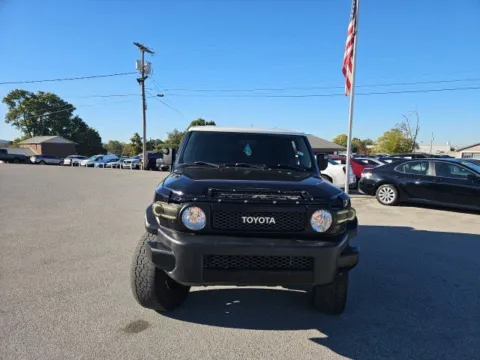 Photos of 2007 Toyota FJ Cruiser for sale in Morristown, TN at Lakeway Auto Sales