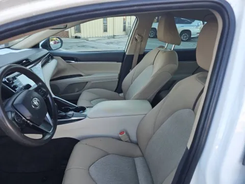 More photos of 2019 Toyota Camry LE at Lakeway Auto Sales, TN