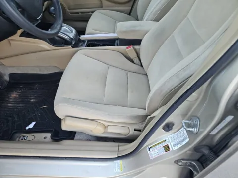 More photos of 2007 Honda Civic LX at Lakeway Auto Sales, TN
