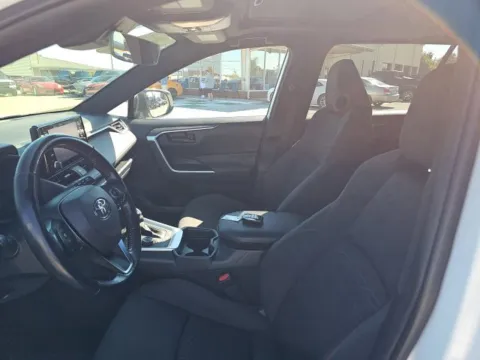 More photos of 2021 Toyota RAV4 Prime SE at Lakeway Auto Sales, TN