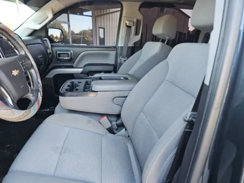 More photos of 2018 Chevrolet Silverado 1500 LT at Lakeway Auto Sales, TN