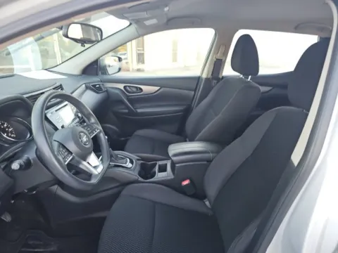 More photos of 2018 Nissan Rogue Sport S at Lakeway Auto Sales, TN