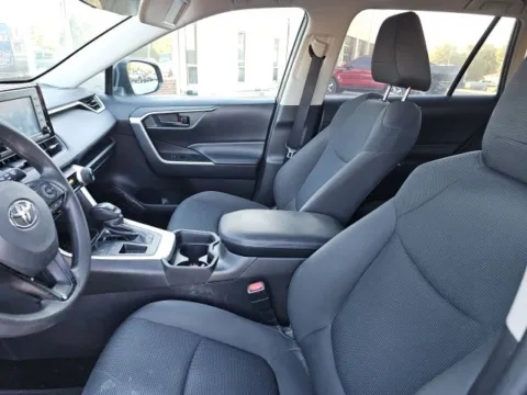 More photos of 2020 Toyota RAV4 LE at Lakeway Auto Sales, TN