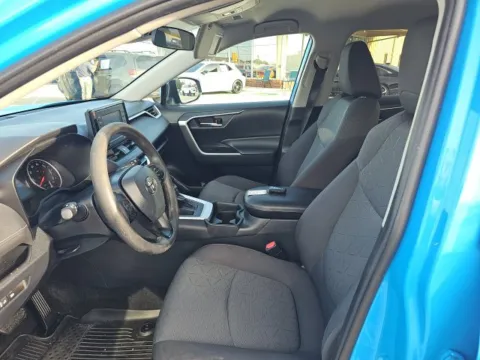More photos of 2021 Toyota RAV4 XLE at Lakeway Auto Sales, TN