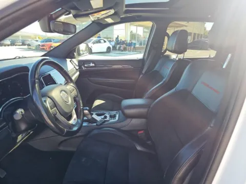 More photos of 2021 Jeep Grand Cherokee Trailhawk at Lakeway Auto Sales, TN