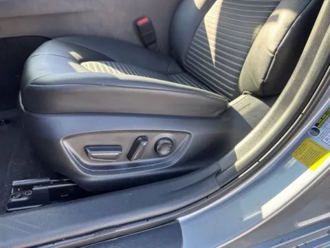 More photos of 2023 Toyota Camry SE at Lakeway Auto Sales, TN