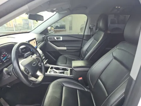 More photos of 2020 Ford Explorer XLT at Lakeway Auto Sales, TN